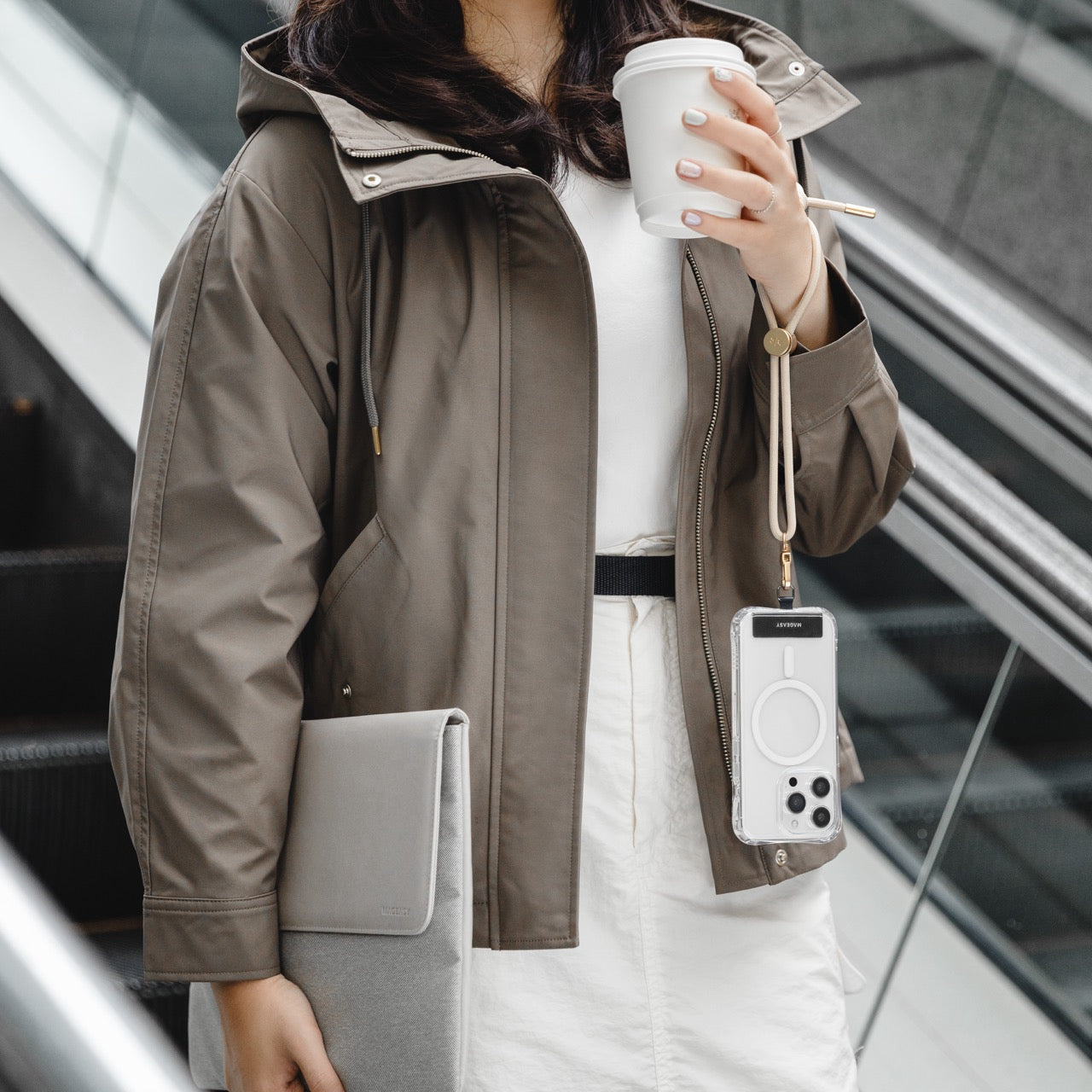 Mageasy 6mm Wrist Phone Strap with Strap Card – Adjustable Hand Strap - Black