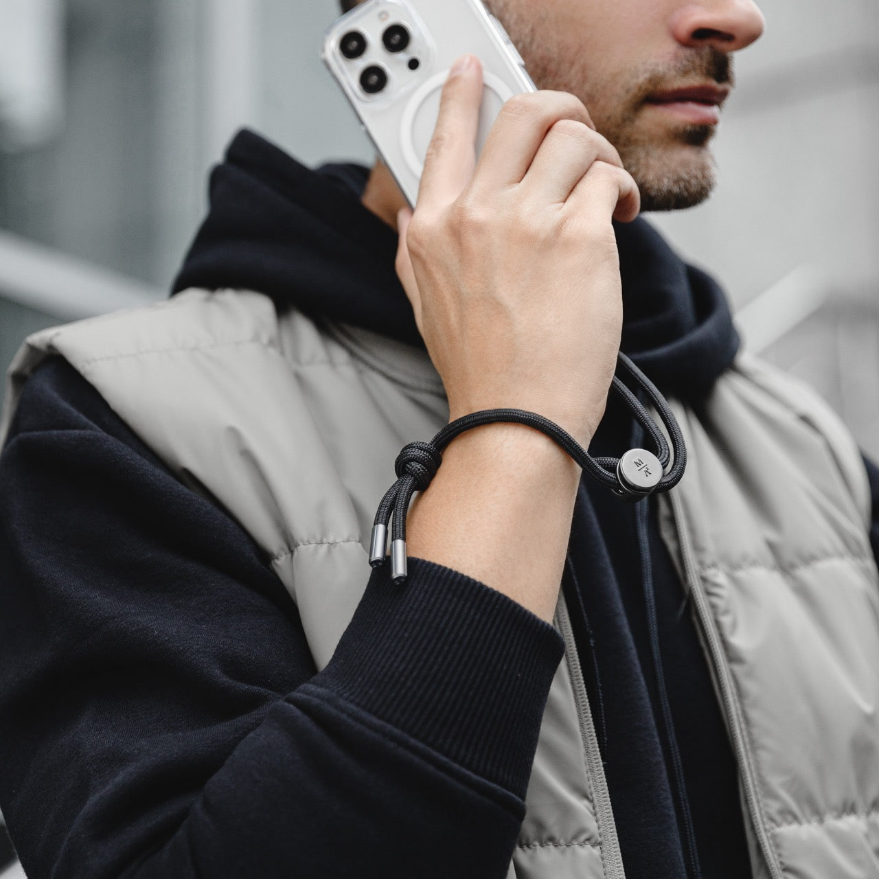 Mageasy 6mm Wrist Phone Strap with Strap Card – Adjustable Hand Strap - Black