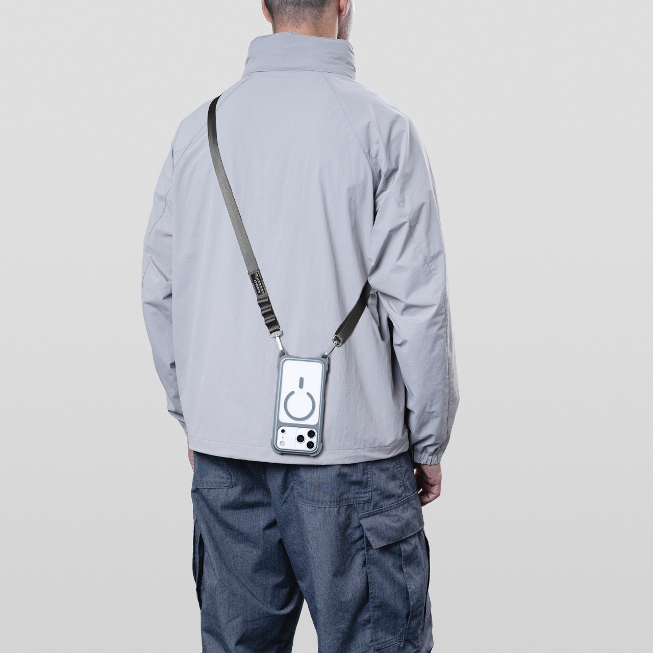 MAGEASY Odyssey Strap M MagSafe Rugged Lanyard Case - iPhone 17 Pro Max - Mist/Concrete Gray