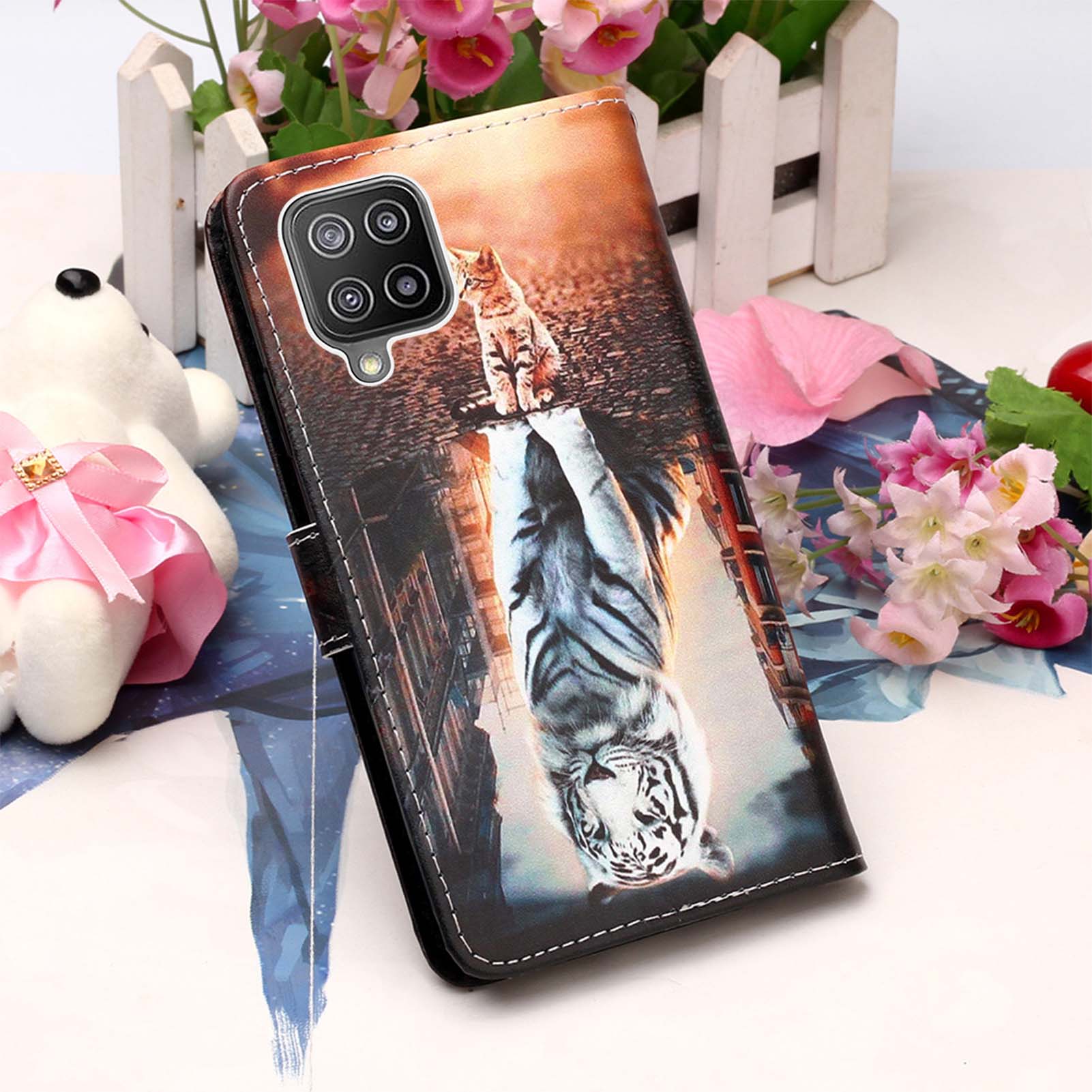 Samsung M32 Case Designer PU (Cat&Tiger)